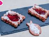 Biscuits à la poudre de biscuits roses de Reims fourrés à la confiture